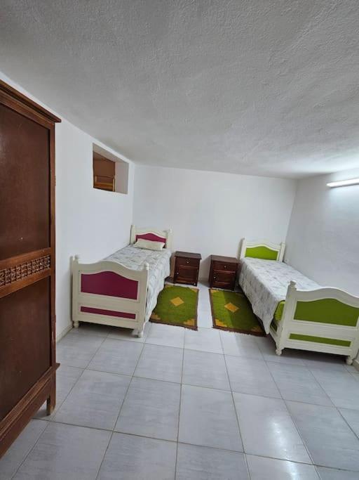 Hadhri Appartement Таузар Экстерьер фото