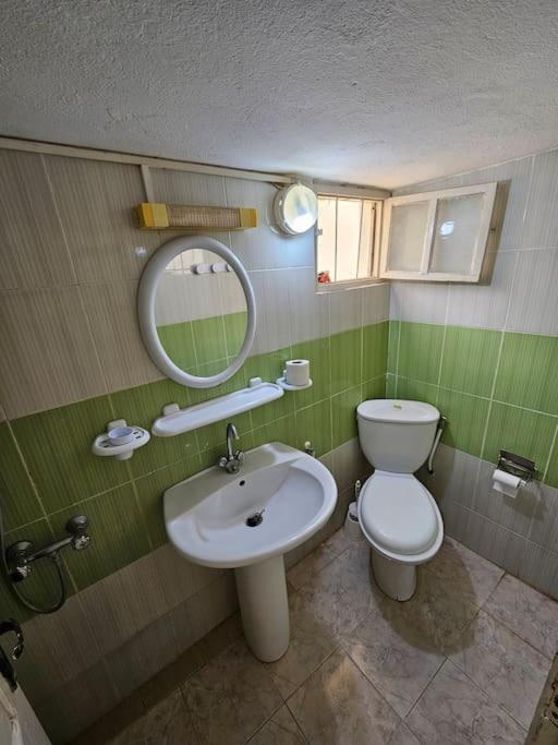 Hadhri Appartement Таузар Экстерьер фото