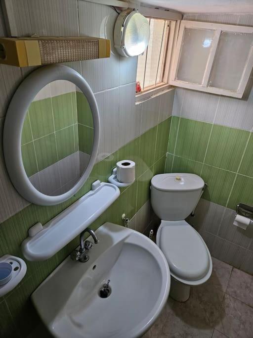 Hadhri Appartement Таузар Экстерьер фото